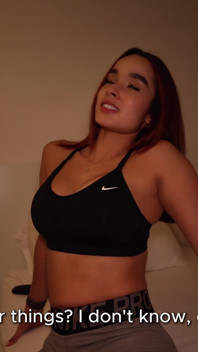 Thick Latina Fucks a Stranger She Meets in Starbucks!