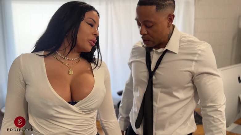 Eddie Jaye: Офисный трах с Luna Star