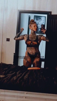 Get on Your Knees for Mami