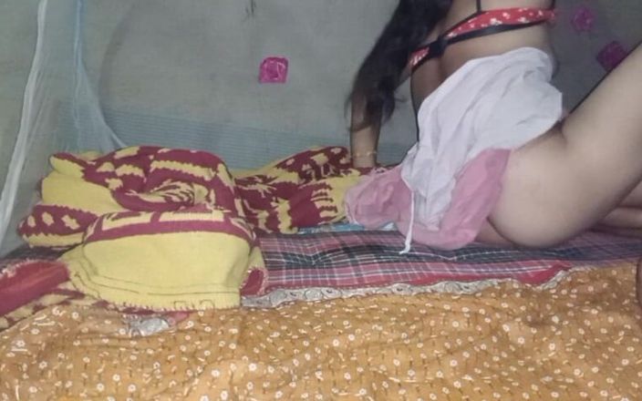 KMM: Une femme desi se fait baiser