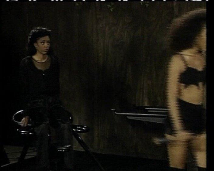 Deutsche Madchen: Gefesselt, schwarze schlampe aus deutschland wurde gefesselt und versohlt