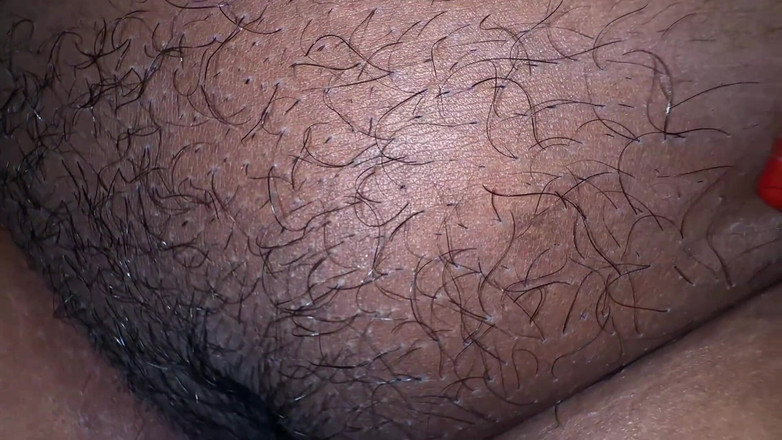 Aria Mia: Muschi lecken mit stift