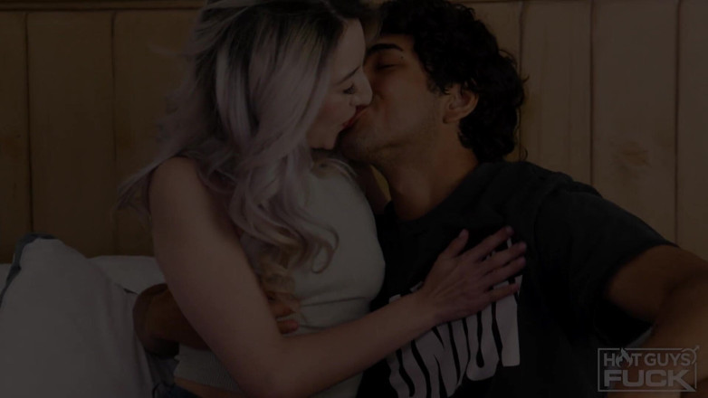 Hot Guys Fuck: Un-cut Latin Heat unleashed - sekuel jaw raw dari sweet sophia!