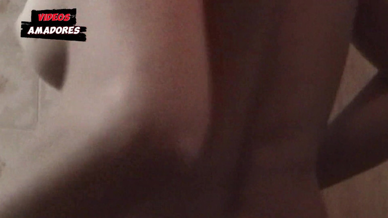 Amateurs videos: Moje sexy brunetka ve sprše