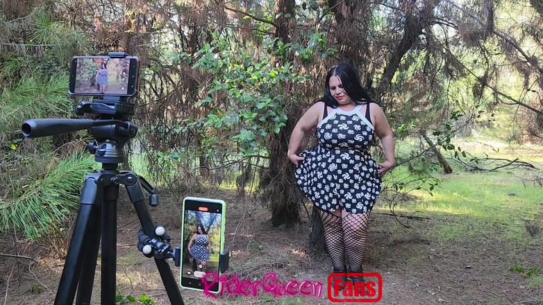 Riderqueen BBW Step Mom Latina Ebony: Riderqueen Alone, На відкритому повітрі, Відео для фанатів