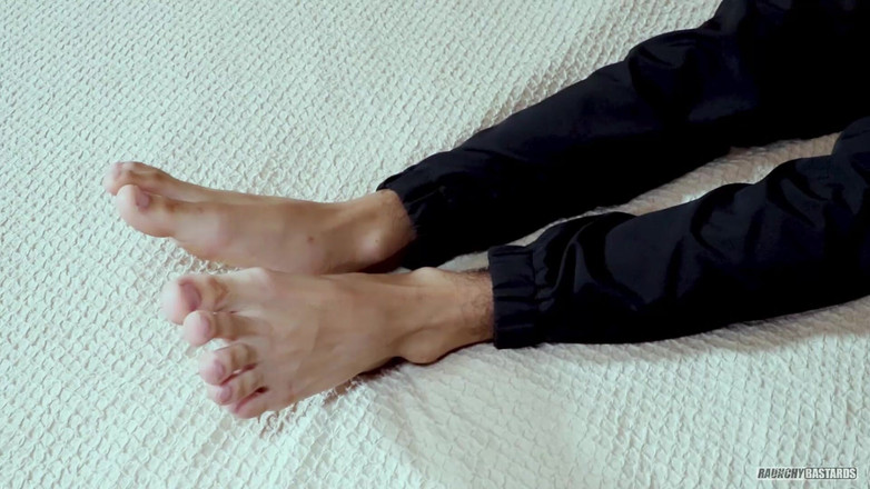 Raunchy Bastards: 19 a zapnuto