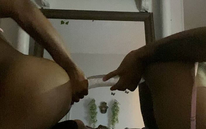 Kimora Creams: 2 chicas 1 consolador 2.2