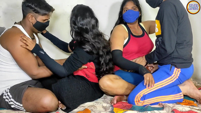 DeepReenu123: Romantické šukání páru manželky se dvěma manžely