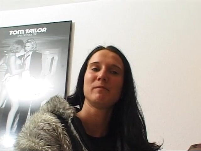 German Classic Porn videos: Macocha z kruczowatą włosami na swoim pierwszym przesłuchaniu