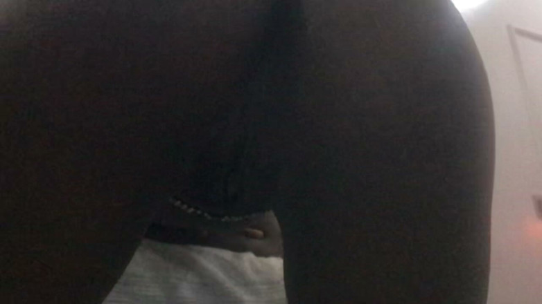 Browngurl234: Hete tengere Afrikaanse tiener pronkt met haar twerkvaardigheden langs de...