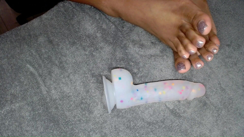 Cedes Banks: Fetish kaki glitter ungu