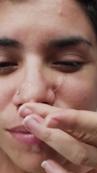 Quickie Facial di Atas Katil