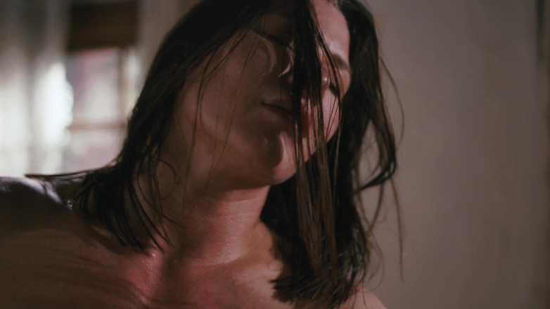 SweetheartVideo: レズビアンマッサージ5_scene 1_rub彼女をダウンさせる