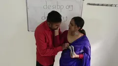 Desi Indische lerares wil seks met student