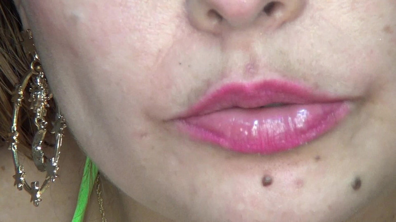 Angel eyes studio: ÇOK ATEŞLİ!! BIR SÜRÜ BÜYÜK ŞEKER YÜZÜĞÜ YUTTUM!!