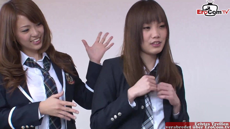 EroCom: Reverse Gangbang with Japanese Girls