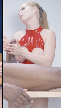 18 Plus Modell bietet Deluxe Massage mit happy end