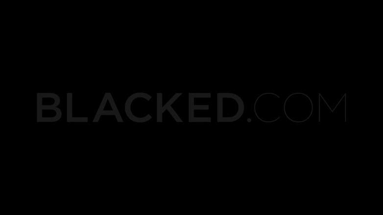 Blacked: BLACKED - Mia Malkova miluje BBC v první IR