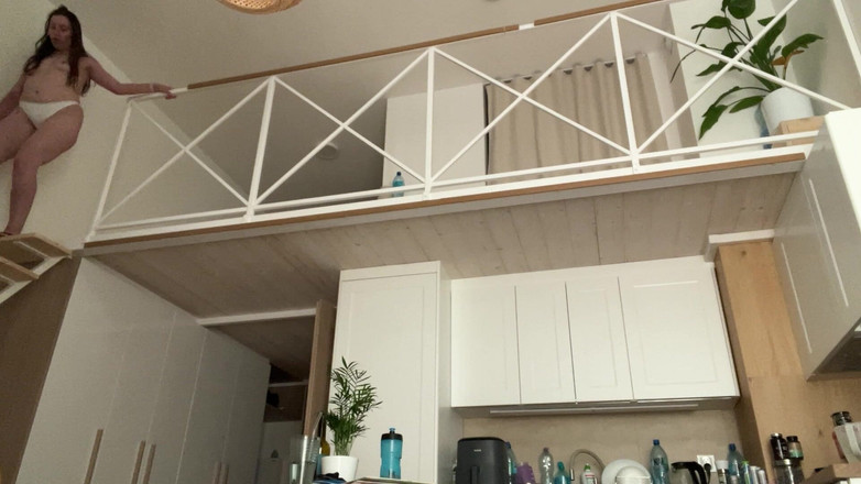 NicoleRay: Eu Gosto De Usar Tangas Em Casa