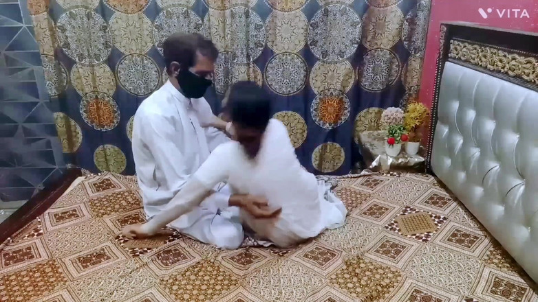 MehwishButt: Hermosa chica india Hablar sucio hindi