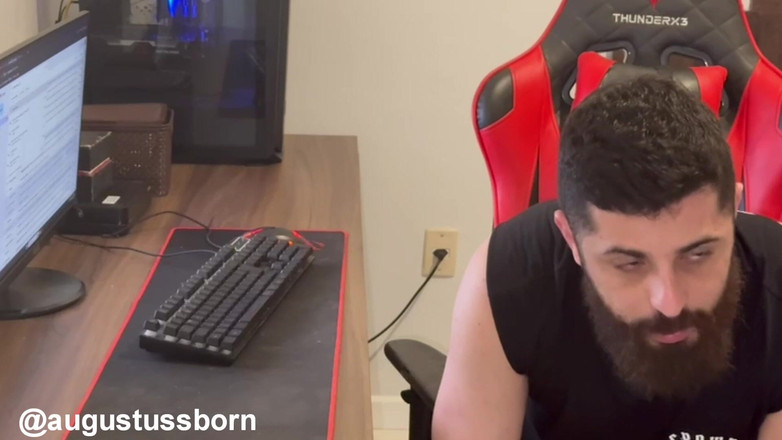 Rope Hunter: POV: Chceš moji pozornost