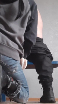 Eu lambi a bunda do meu professor por passar no exame