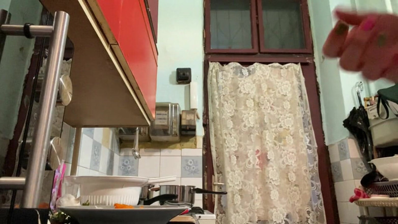 Cuteblonde666: Nude hairy cooking , eating session 1,5h