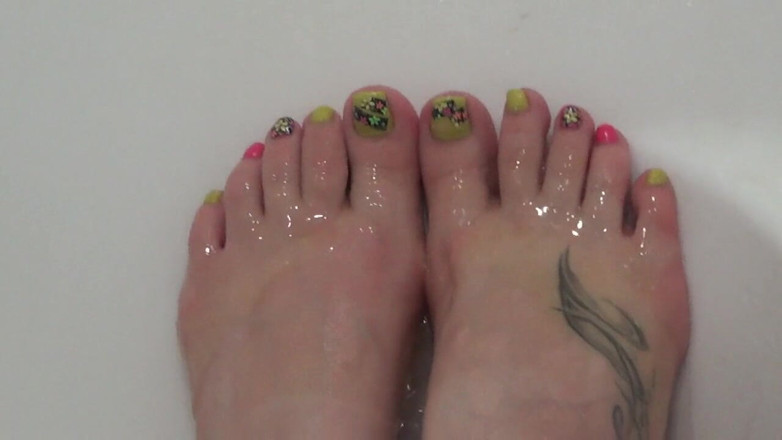 Goddess Misha Goldy: Dedos de los pies, uñas dedos de los pies y...