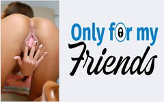 Only for my Friends: První porno Amy Ried děvka s hladkou hnědovlasou kundičkou má...
