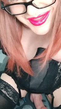 Trans Bitch Playing and Cumming