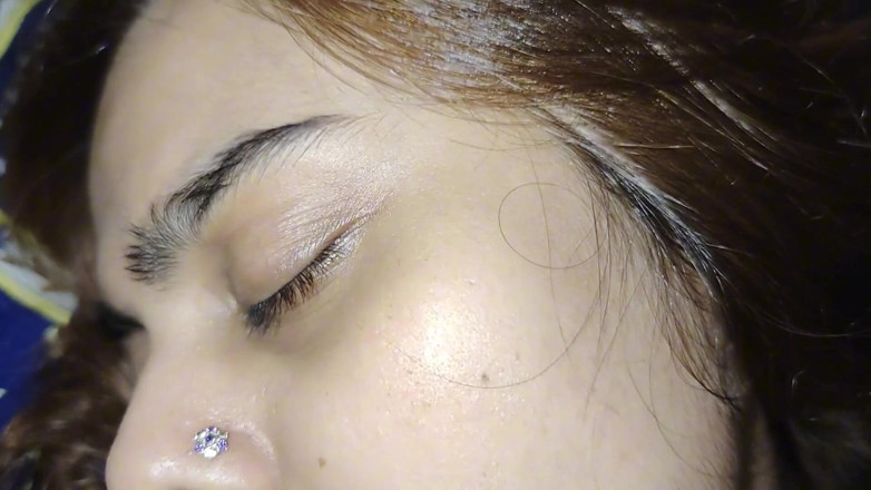 Sairaxsaim: Dalo Na Please (india paquistaní) carga gimiendo