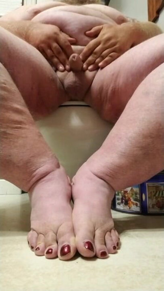 Chubby Bear: Glazed my feet