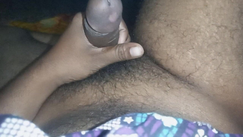 Fucking my wife: Masturbasi luar ruangan cowok gay India