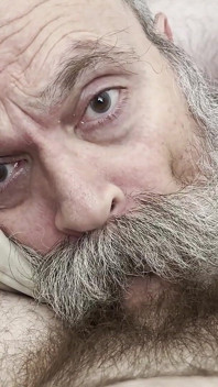 Baba Ayı Hemşirelerin Yarağı, Dölleme Ödülü Alıyor