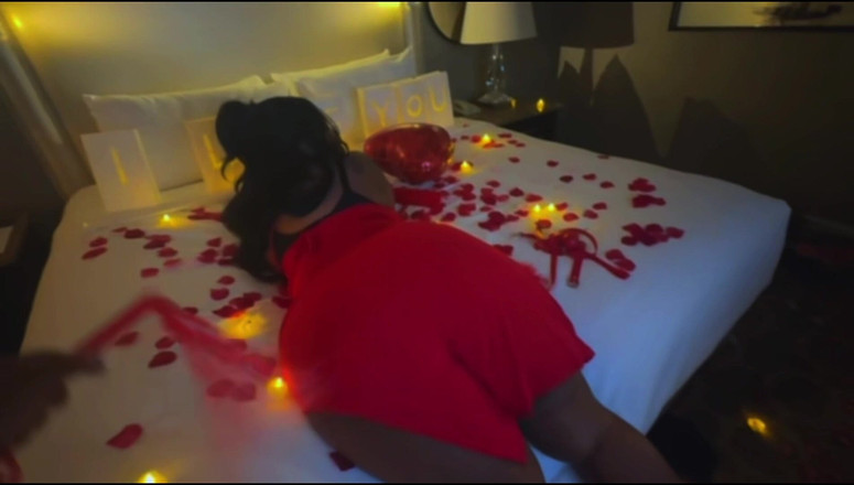 Exclusive Dirty Diana: 2026 년 큰 부티 발렌타인 데이