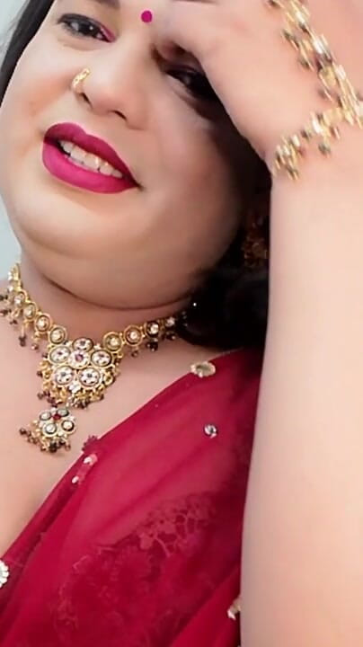 Sneek Peek (Sissy House)