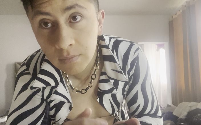 BECKY CROSS: Dal ragazzo alla sissy - Parte 2: consigli per sentirsi sexy e...