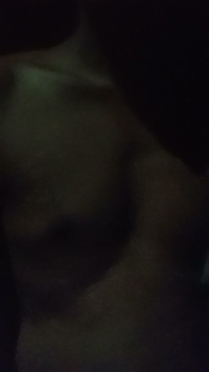 Haru862: Hi Friend I Am Bengali Boy Kolkata Koi Ladki Hai...