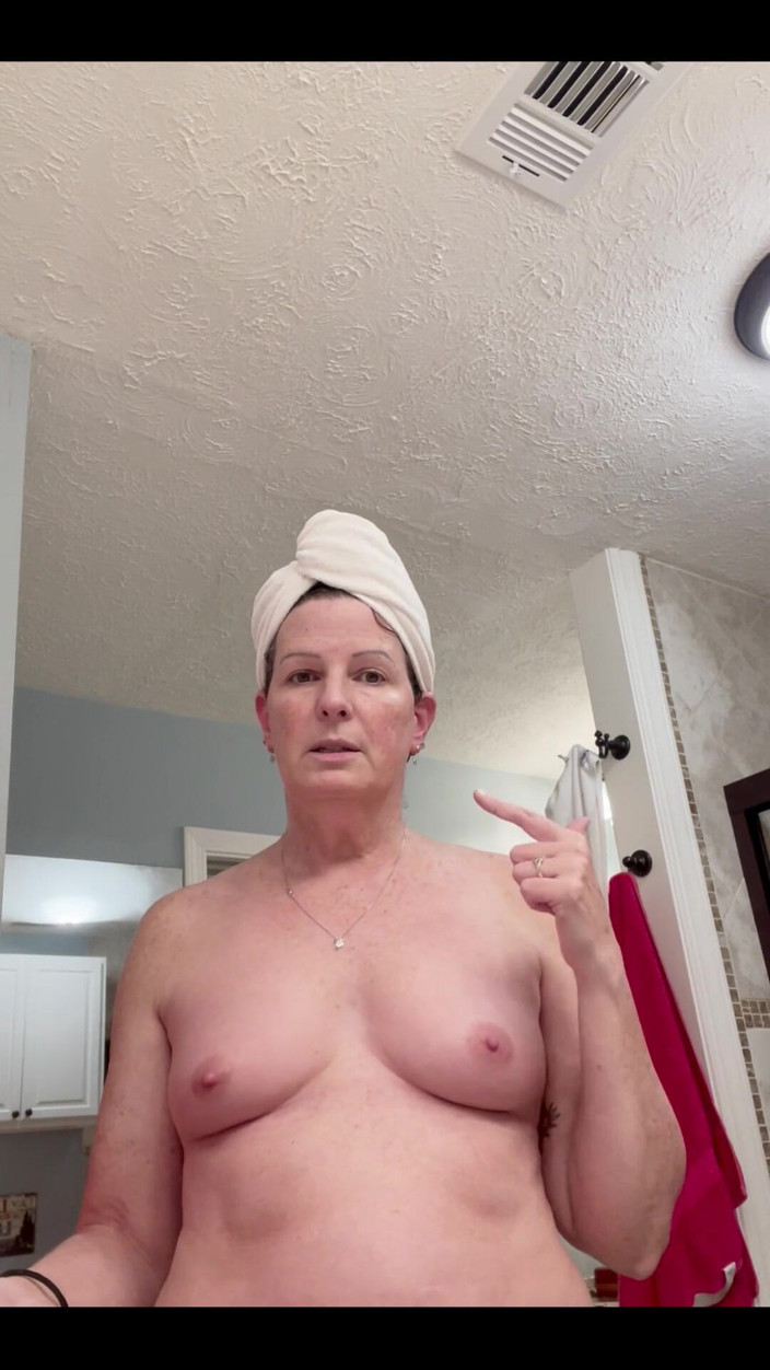 bethmckenna: Send Me Your Custom Requests! Yall, Its Mindi Mink!! You...