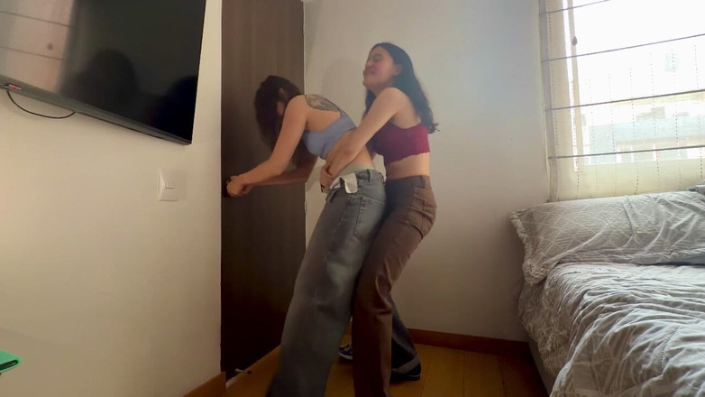 scarlettandc: Sıcak ve orgazmik tribbing