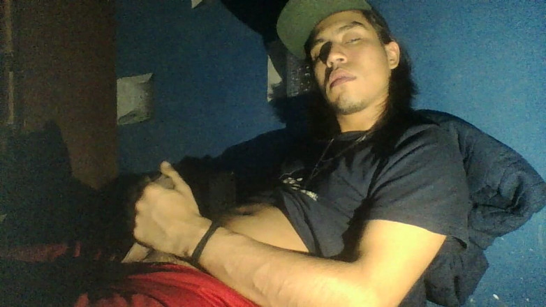 AlexAlejandro13: La nuit, je m’allume plus