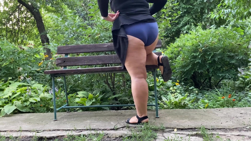 Mother-in-law Let Her Son-in-law Pee on Her Gorgeous Ass in Panties (Our Fetish Life) Mother-in-law Let Her Son-in-law Pee on Her Gorgeous Ass in Panties (Our Fetish Life)