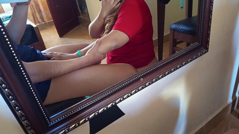 Moo DBOXXX: La mamma single che ho incontrato su Facebook accetta di...