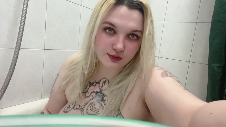 Yukionna: Bubble bath teaser