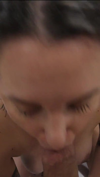 Stepmommy Starts to Embrace Her Sexual Favors for Chores Deal
