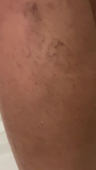 BBW Pissing in the Bathroom
