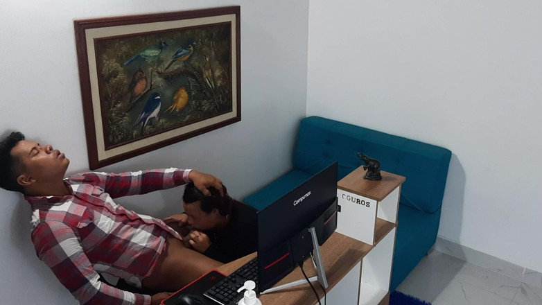 Nala: Sex in the Office