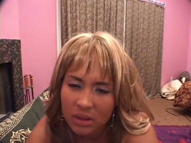 Big Beautiful Girls: Fat ebony whore likes hard sex