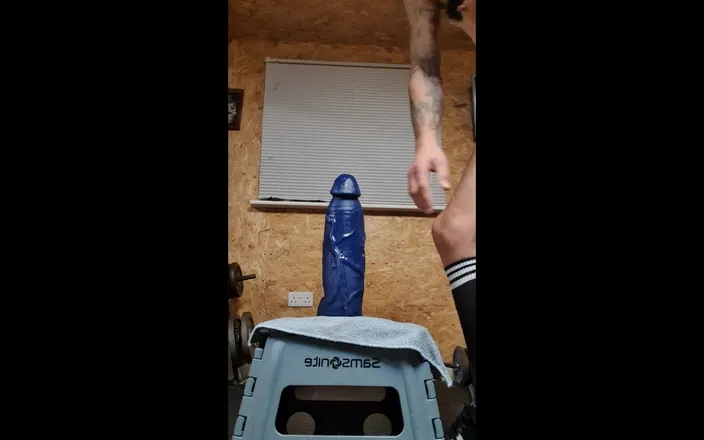 Sexydick: Solo Dildo Play and Fuck Machine