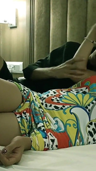 Sex romantic cu întâlnire cu o fată frumoasă bogată! Indian Desi Sex